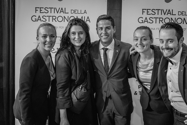 37501978700_5df88e2deb_z